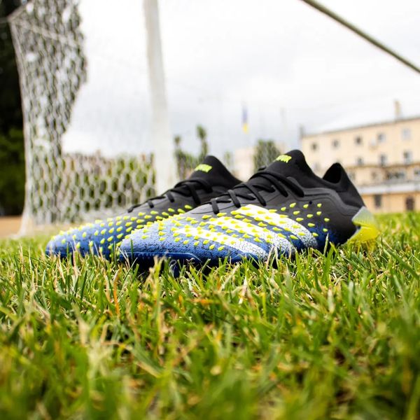 Бутсы Adidas PREDATOR FREAK .3 FG (39-45) 233-45 фото