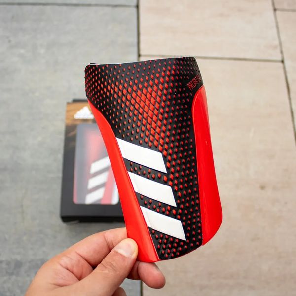 Футбольні щитки Adidas Predator League 513-L фото